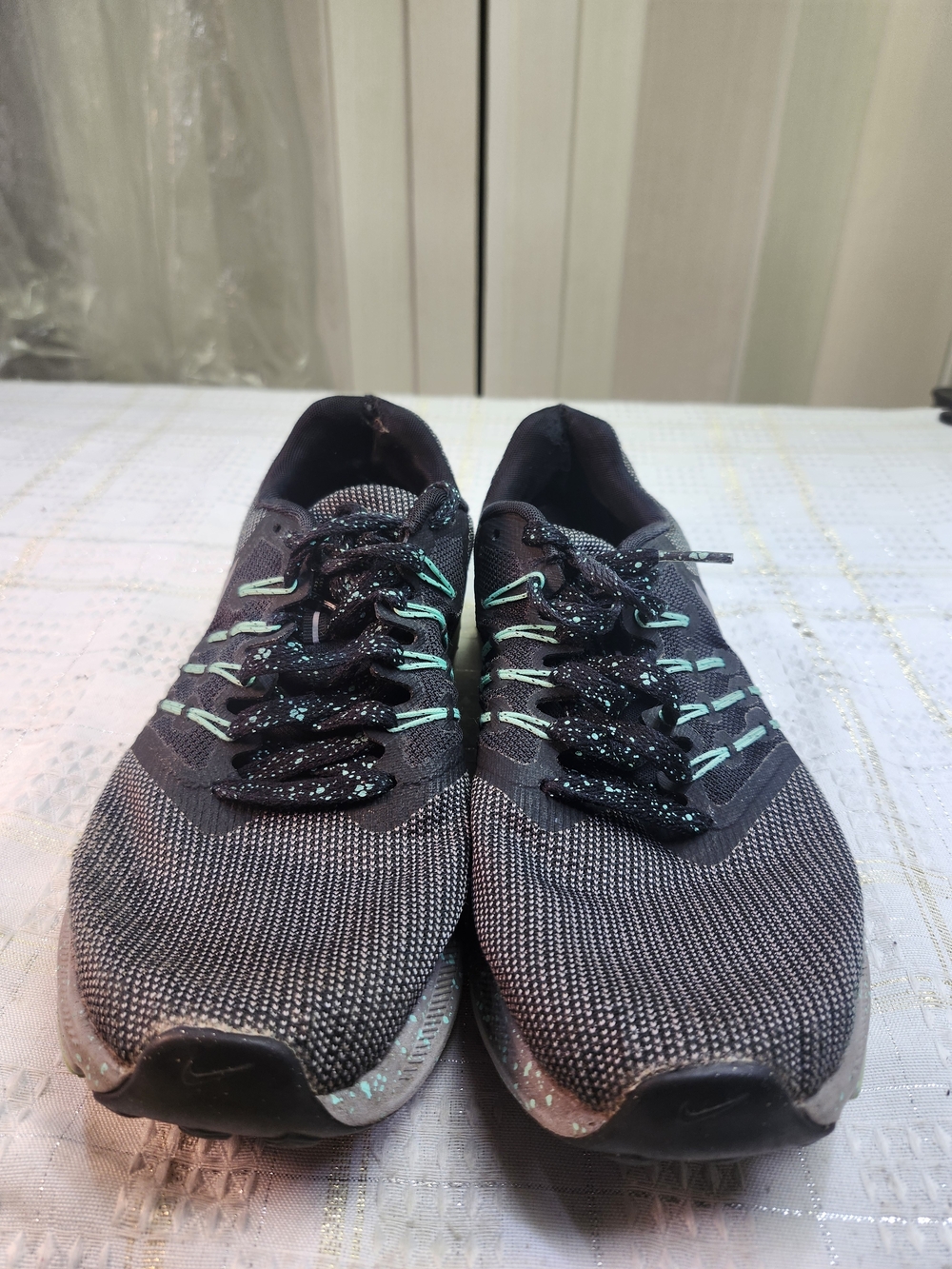 Nike Running Women's Black and Teal Knit Running Shoes